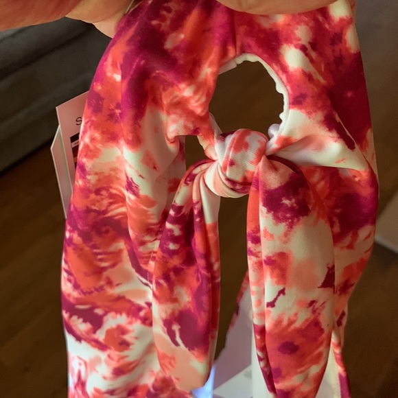 Women’s Plus Size Two Piece Swimsuit - Picture 6 of 7